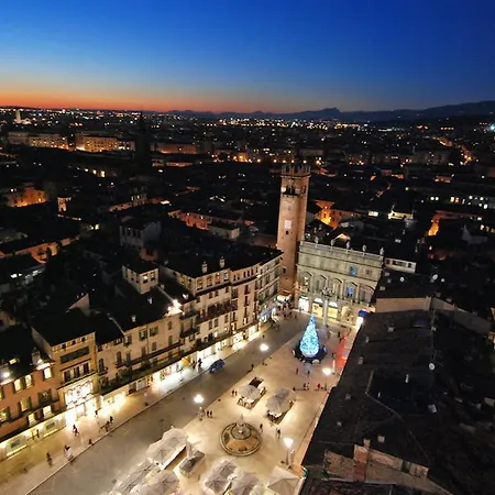 Romeo Terrace Apartment Verona